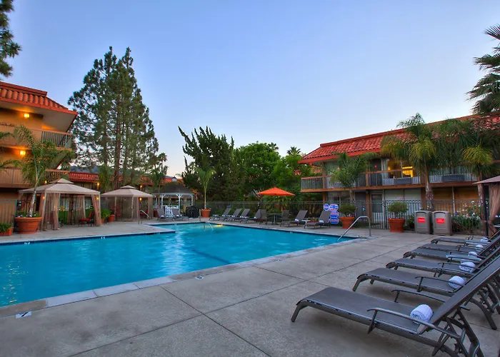 Palm Garden Hotel