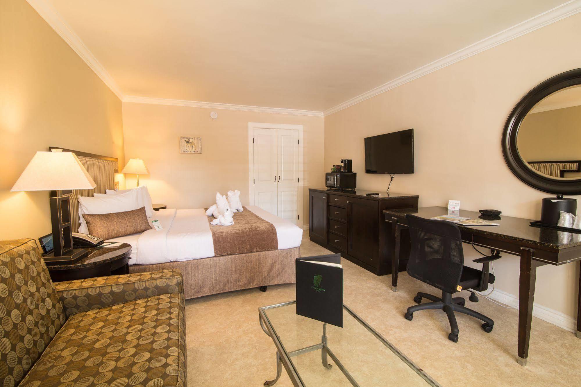 Palm Garden 3*
