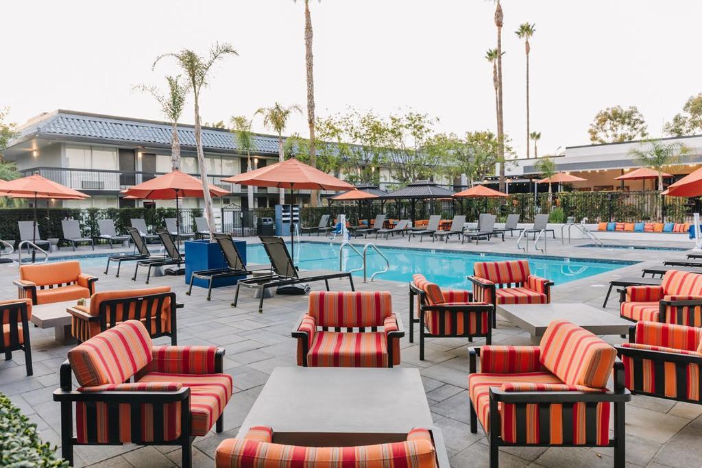 Hotel Palm Garden Thousand Oaks